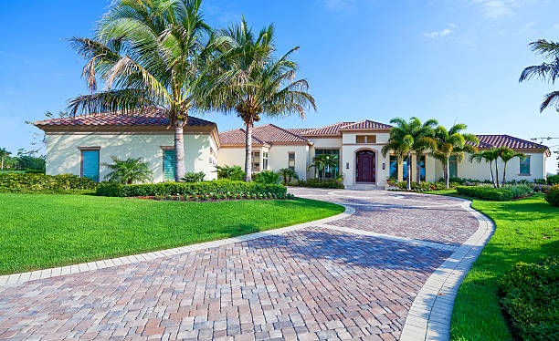 Best Best Driveway Pavers  in Anamosa, IA
